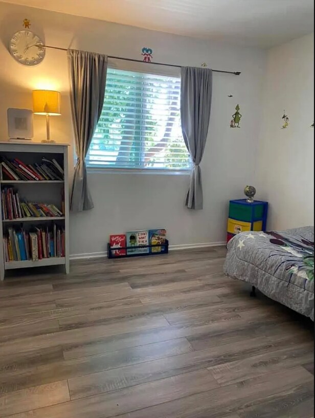 Foto del edificio - 13801 Shirley St