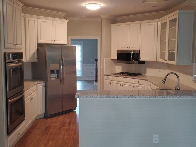 Building Photo - 3090 Walnut Creek Dr