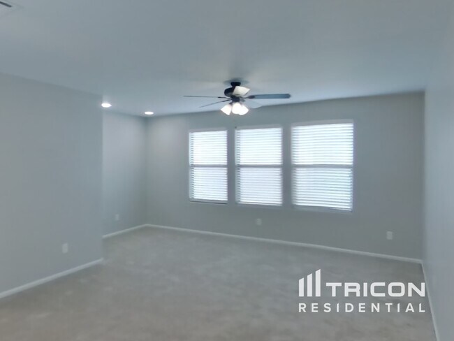 Foto del edificio - 4809 N 108th Ave