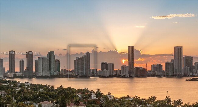 Foto del edificio - 2020 N Bayshore Dr