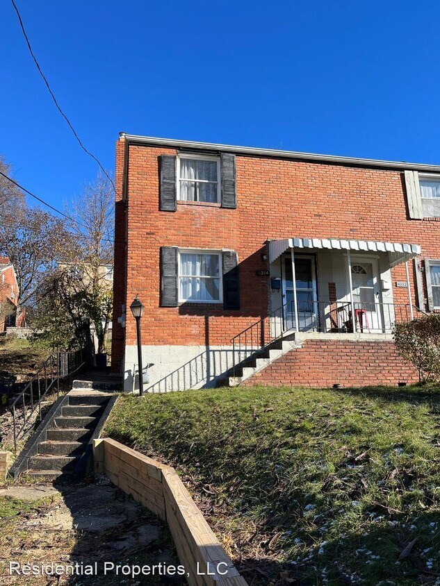 2 br, 1 bath House 4324 Coleridge Street House Rental in Pittsburgh