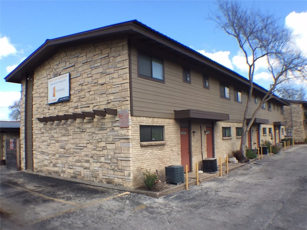 Primary Photo - 5001 Bull Creek Rd