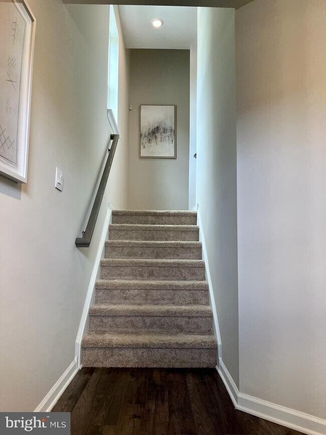 Foto del edificio - 114 Levis Dr