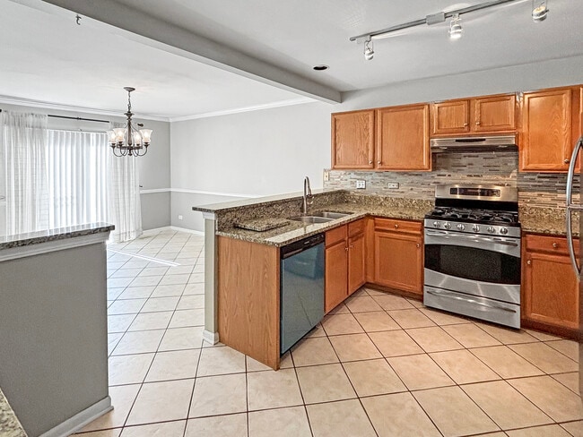 Building Photo - 817 Blue Spruce Ct