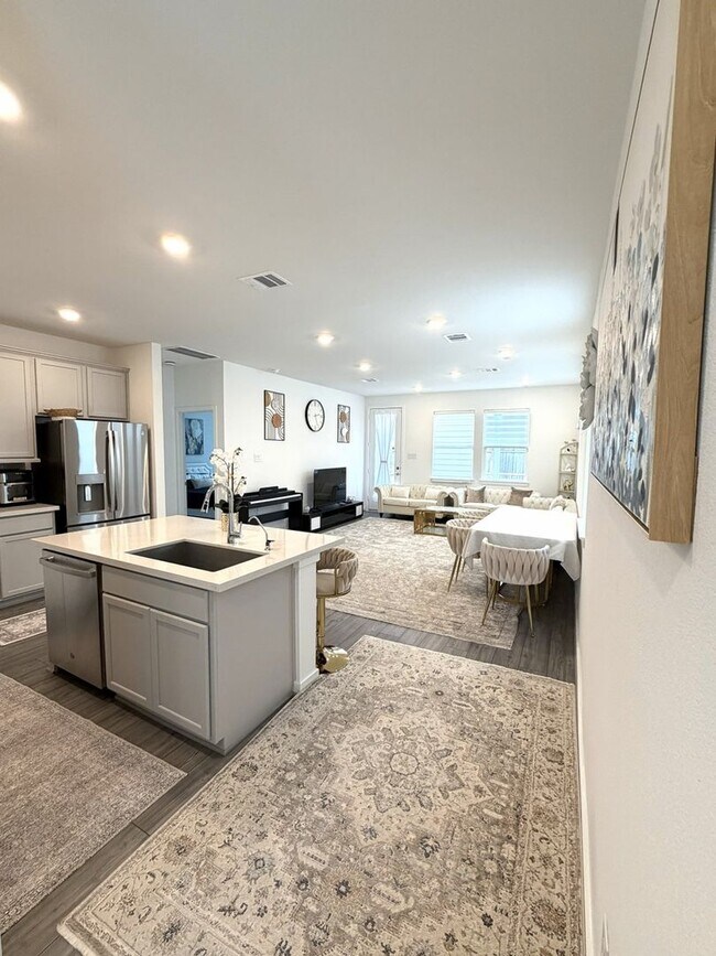 Foto del edificio - 7558 Magnolia Orchid Ln