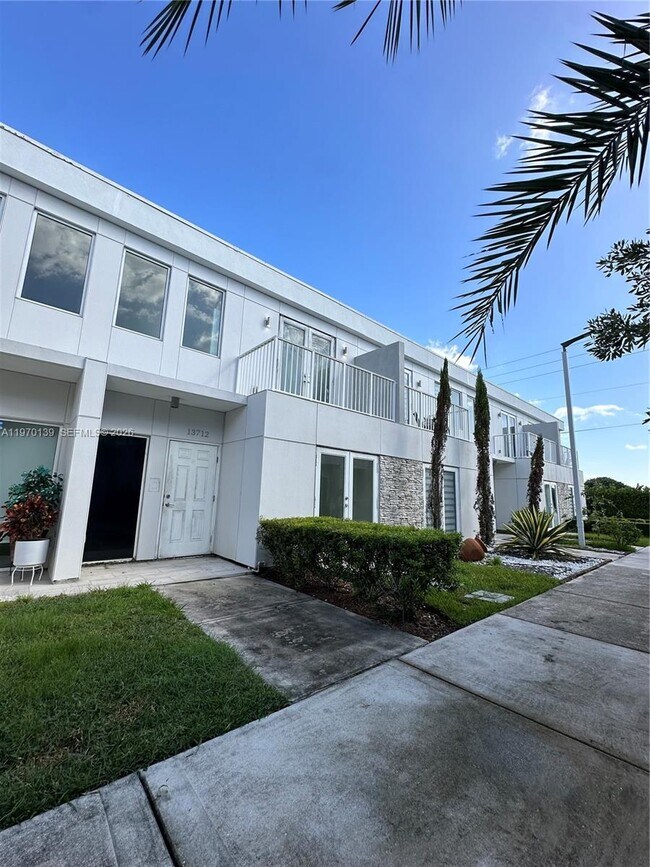 Foto del edificio - 13712 SW 259th St