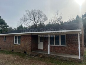 Building Photo - 1121 Brownview Dr