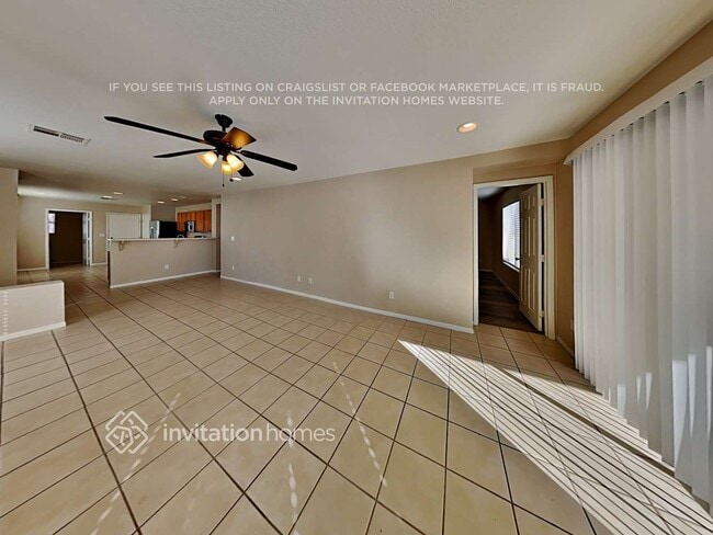 Foto del edificio - 7920 N Willow Pines Pl