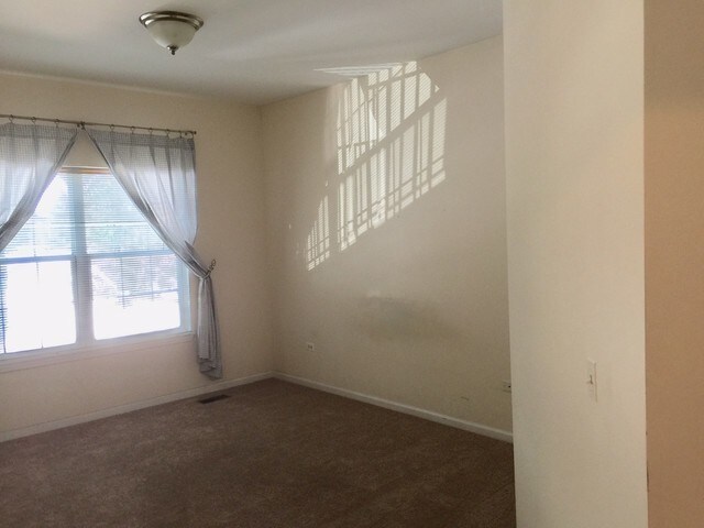 Foto del edificio - 3243 Stratford Ct