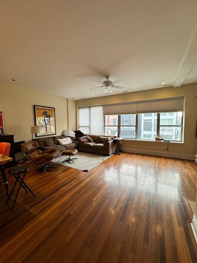 Foto del edificio - 1748 W North Ave
