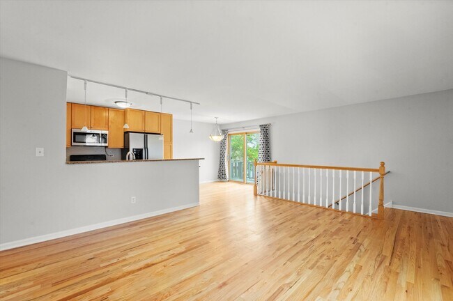 Building Photo - 308 Inverrary Ln