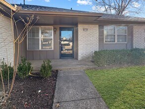 Building Photo - 6710 E 69th St