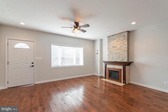 Building Photo - 3773 Cresson St