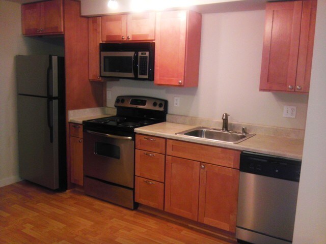Foto del edificio - 3232 15th Ave W