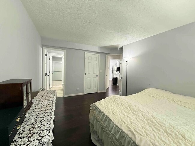 Building Photo - 8 Echo Ct