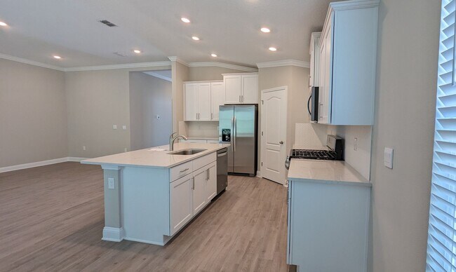 Foto del edificio - PREMIUM FINISHES - 2024 BUILD 4/2/2 CONSTR...