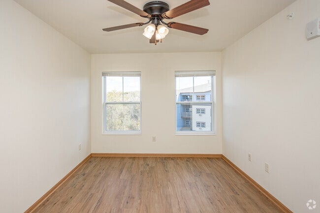 1BR, 1BA - 561 - 690SF - The Depot