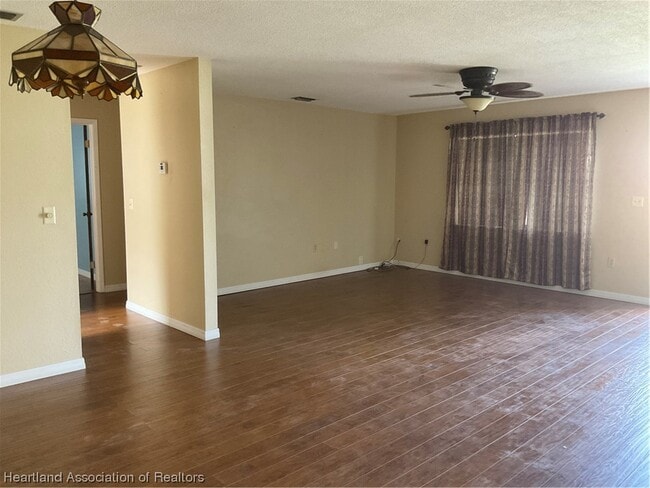 Building Photo - 106 Karola Dr