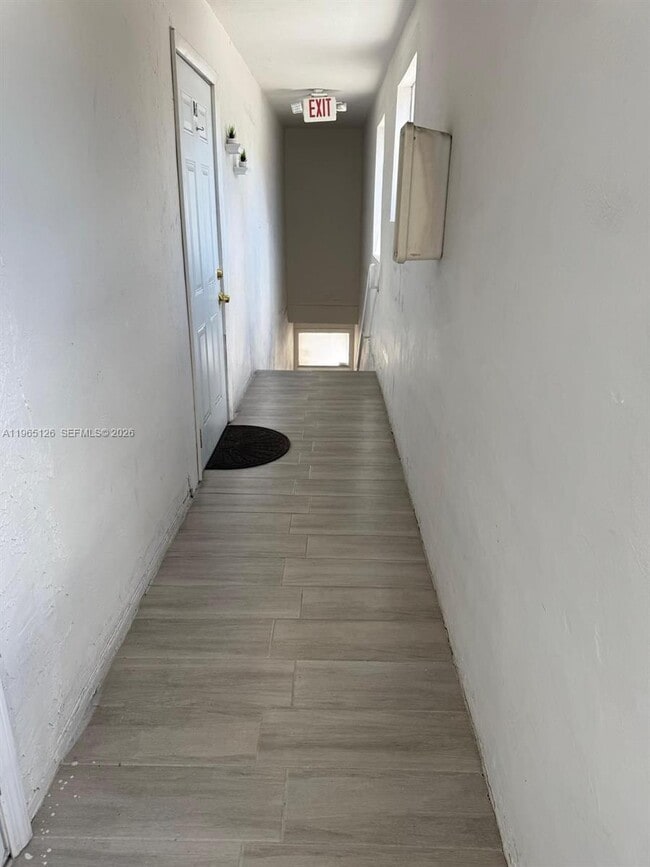 Foto del edificio - 244 Westward Dr