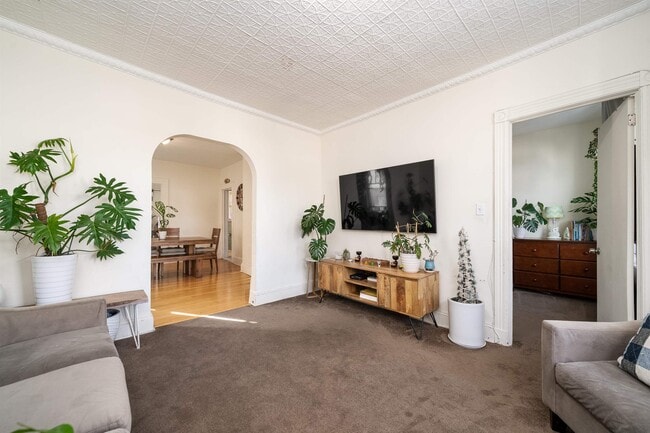 Building Photo - 6331 John F. Kennedy Blvd