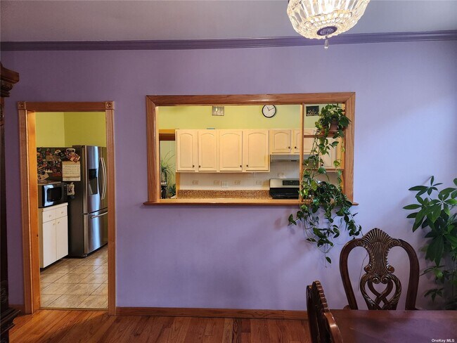 Foto del edificio - 72-34 66th St