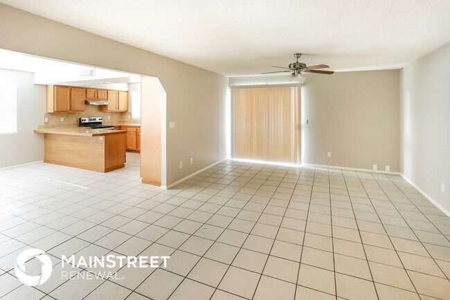 Foto del edificio - 7102 W Carol Ave