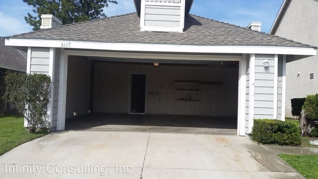 Building Photo - 3107 Crystal Lake Rd