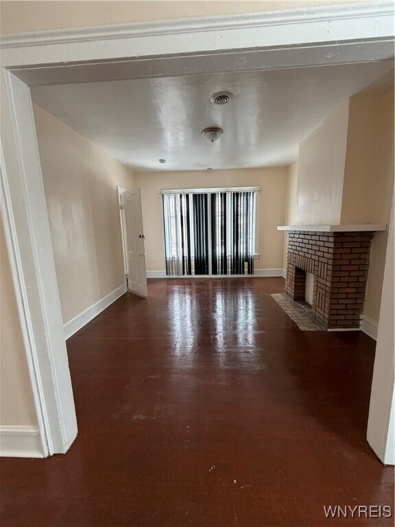 Foto del edificio - 291 E North St