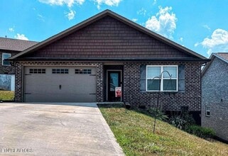Building Photo - 2913 Zachary Pointe Ln