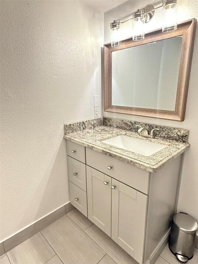 Foto del edificio - 4639 Wild Indigo St