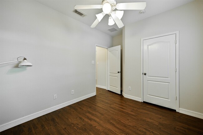 Foto del edificio - 10947 Redstone Ct