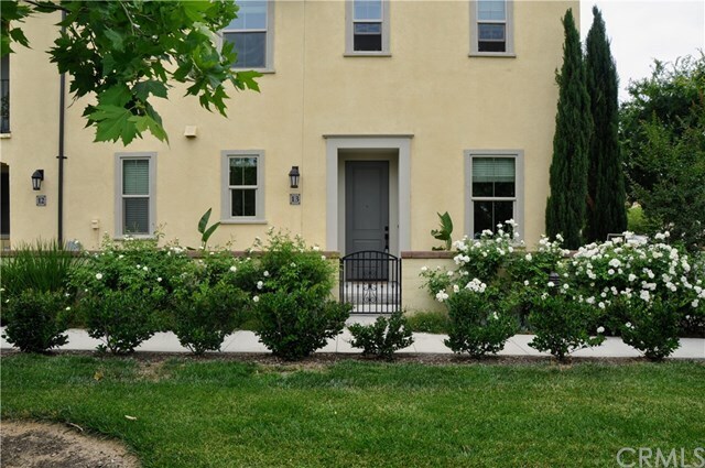 Foto principal - 3290 E Yountville Dr