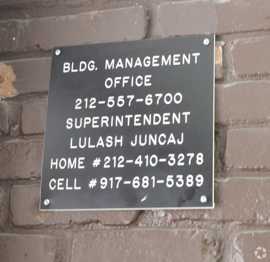 Signage - 306-310 E 91st St