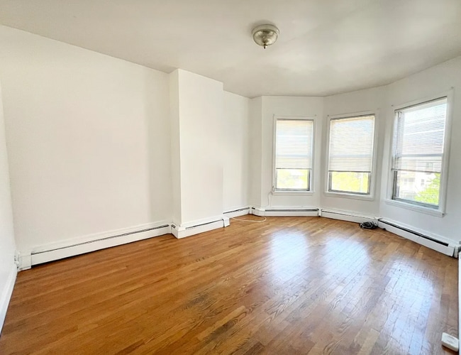 Building Photo - 846 Huntington Ave