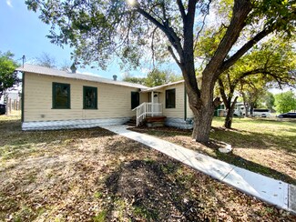 Building Photo - 414 Orange Ave