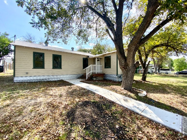 Building Photo - 414 Orange Ave