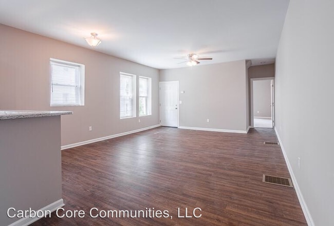 Building Photo - 1 br, 1 bath Apartment - 1929 Delaware Ave.