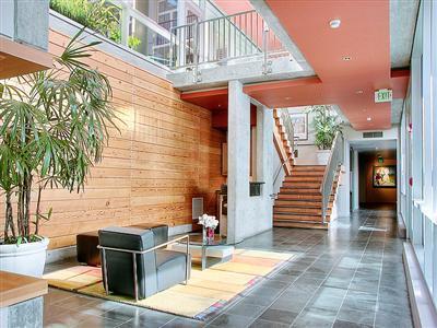 Foto del edificio - 2717 Western Ave