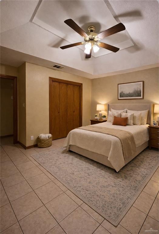 Foto del edificio - 8 Lucille Ave