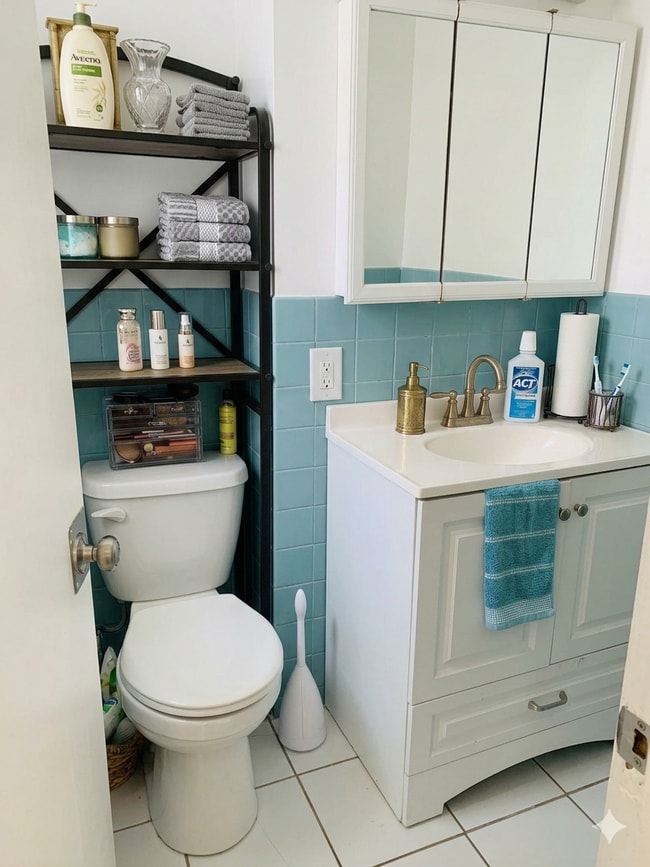 Building Photo - 94 Walnut St