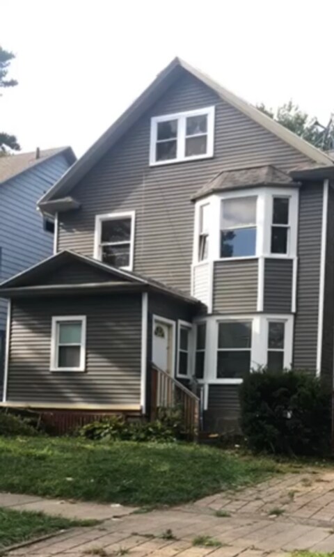 Primary Photo - 500 Grand Ave