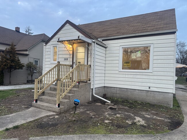 Building Photo - 2830 Ridge Rd