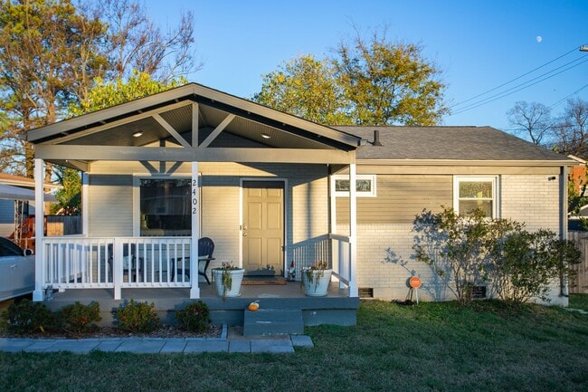 Photo - 18th Ave N House