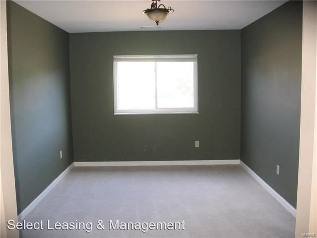 Building Photo - 299 Carmel Woods Dr