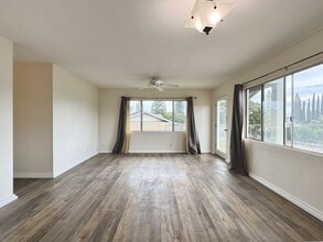 Building Photo - 2886 Liholani St