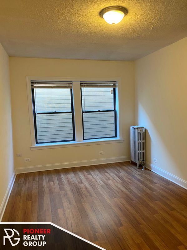 Foto del edificio - 1742 N Humboldt Blvd