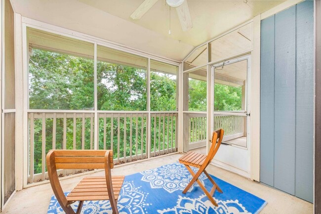 Building Photo - MAA Windridge