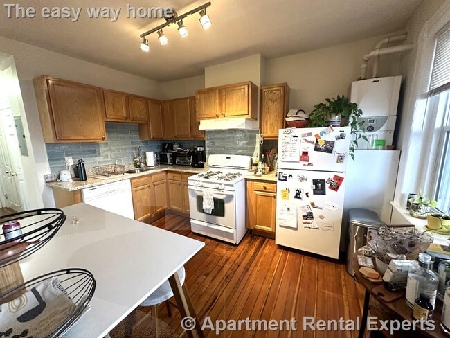 Photo - 1056 Cambridge St Apartment