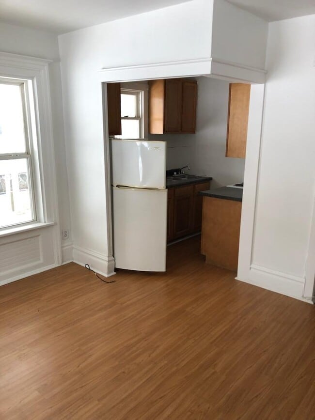 kitchen - 134 Hillsdale Street