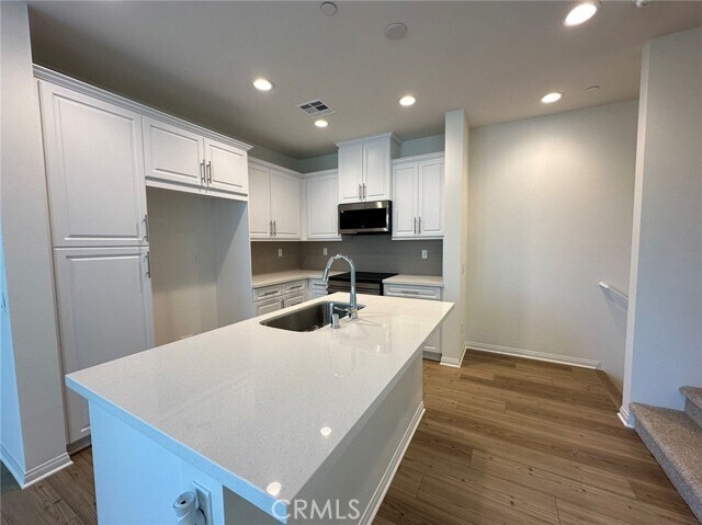 Foto del edificio - 527 W Sierra Palm Ln